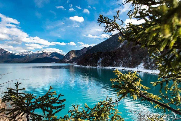 西藏旅游團(tuán)大概多少錢